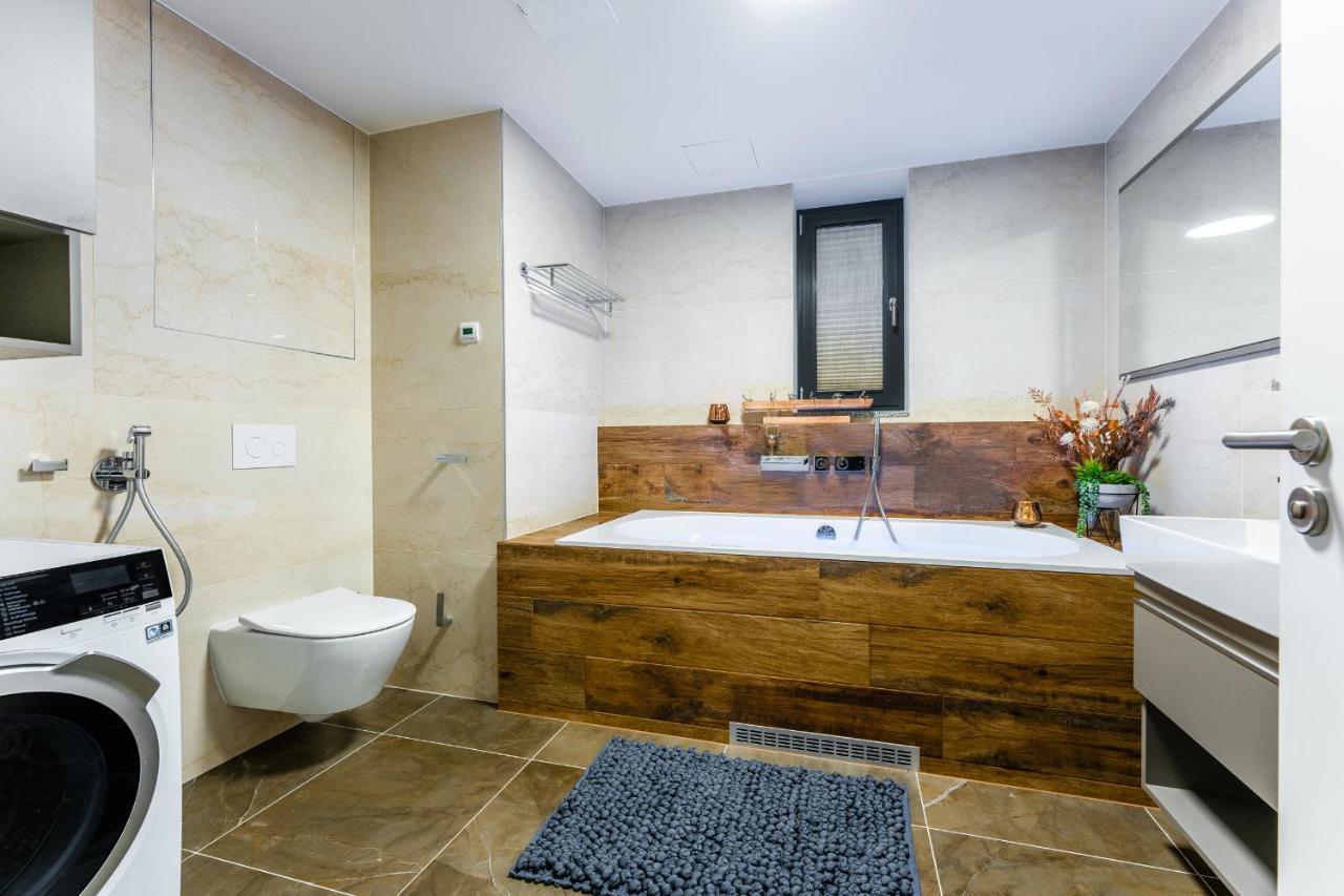 Apartament I313 Molo Lipno With Private Wellness Lipno nad Vltavou Exteriör bild
